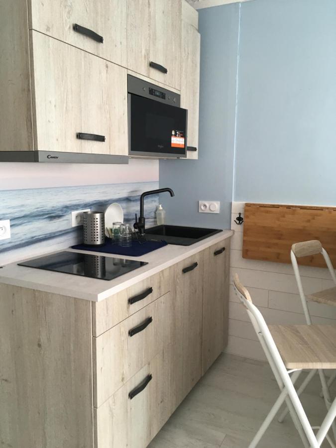 Ferienwohnung Studio Face A La Mer Ploemeur Exterior foto