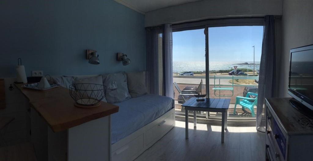 Ferienwohnung Studio Face A La Mer Ploemeur Exterior foto